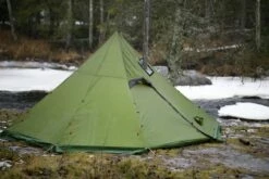 Luxe Outdoor F8e Winter Shelter - Green